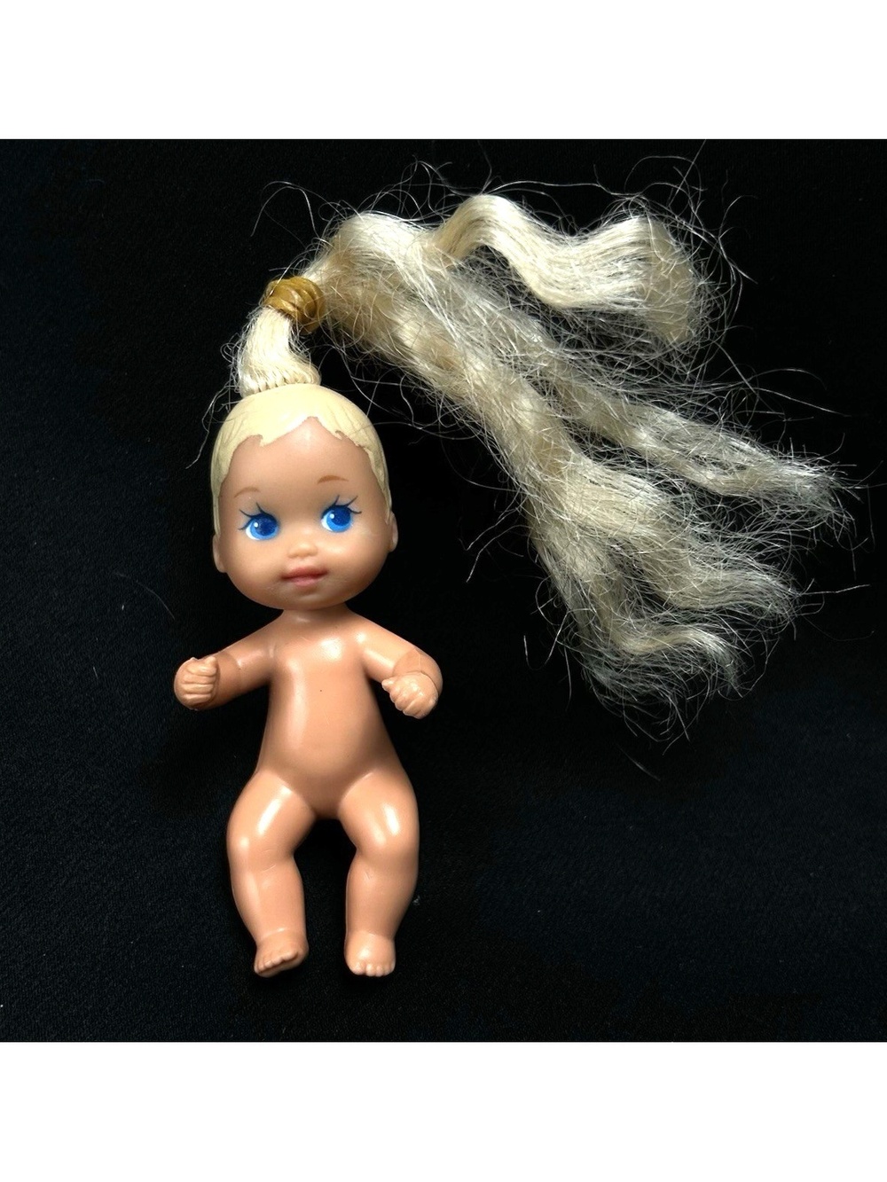 Vintage Mattel Barbie Baby Krissy Doll 1993 2.75"